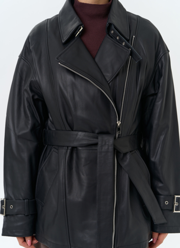 Женская куртка из натуральной кожи с поясом