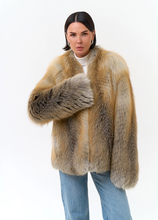 Шуба из меха лисы модель № 34168 меха малина