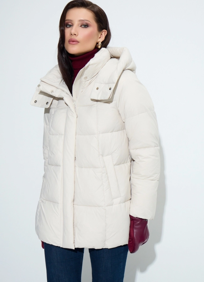 Женский пуховик с капюшоном модель № 33751 универмаг малина фото