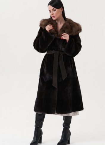 Норковая шуба с отделкой из меха куницы