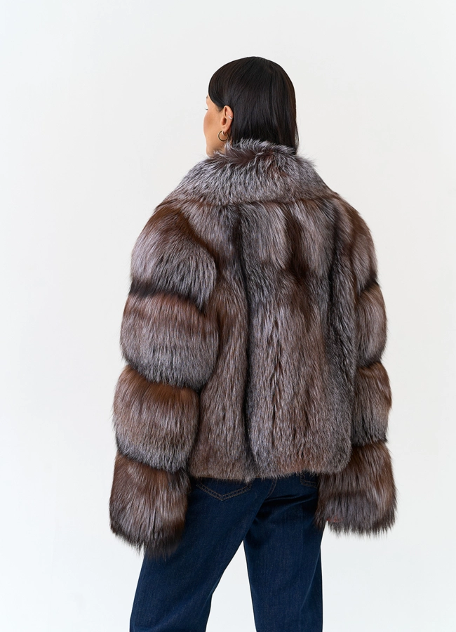 фото Женская шуба из лисы модель № 32586