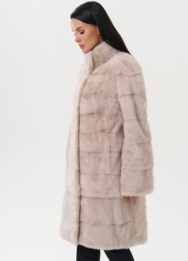 Светлая норковая шуба с воротником стойкой модель № 25399 в рассрочку