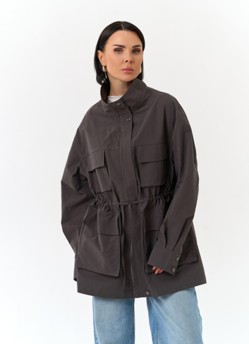 Женская куртка ветровка с накладными карманами