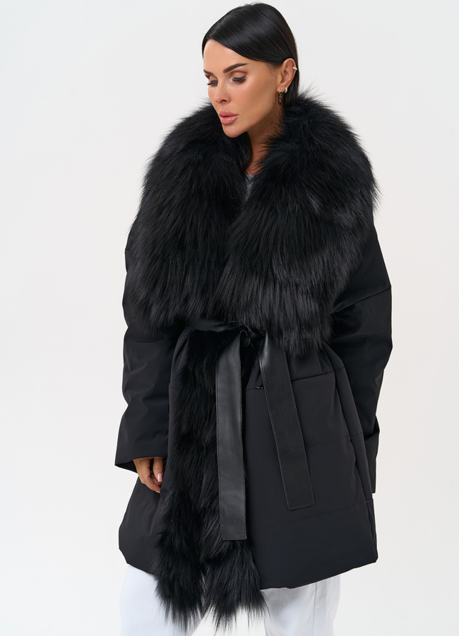 Женское зимнее полупальто черного цвета с мехом лисы модель № 31406 универмаг малина
