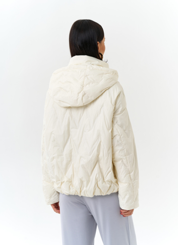 Женская куртка с капюшоном 