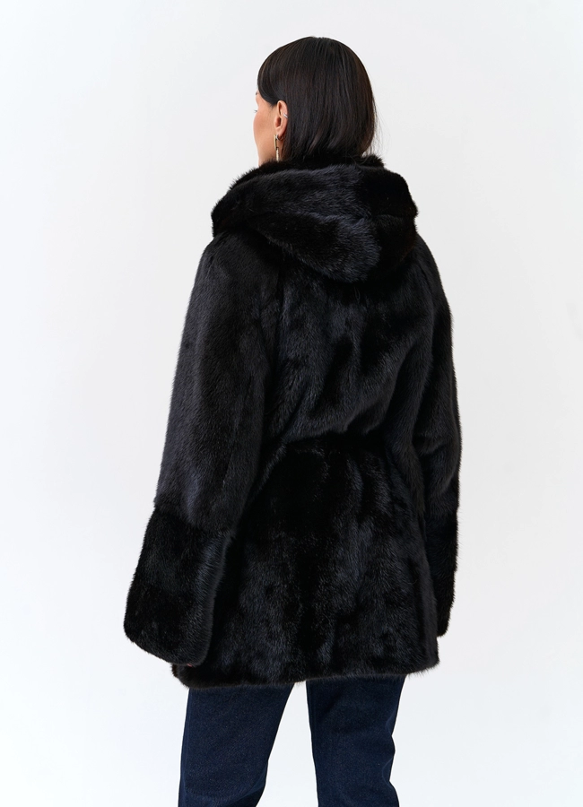 Шуба из меха норки с капюшоном модель № 33697 в кредит