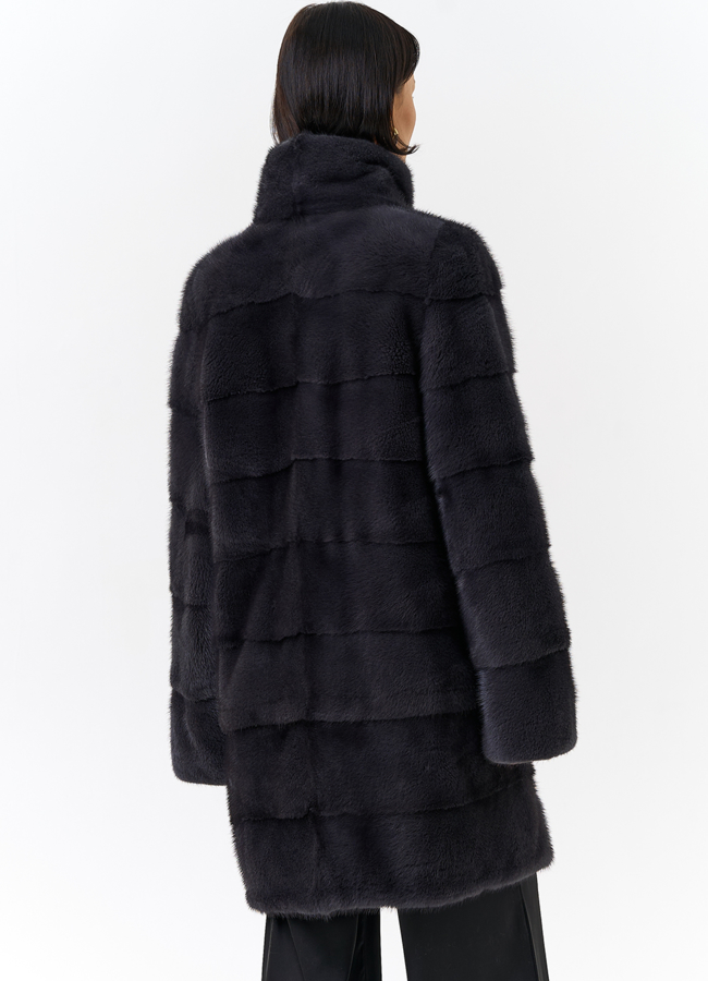 фото Норковая шуба с воротником стойка в цвете графит модель № 25926