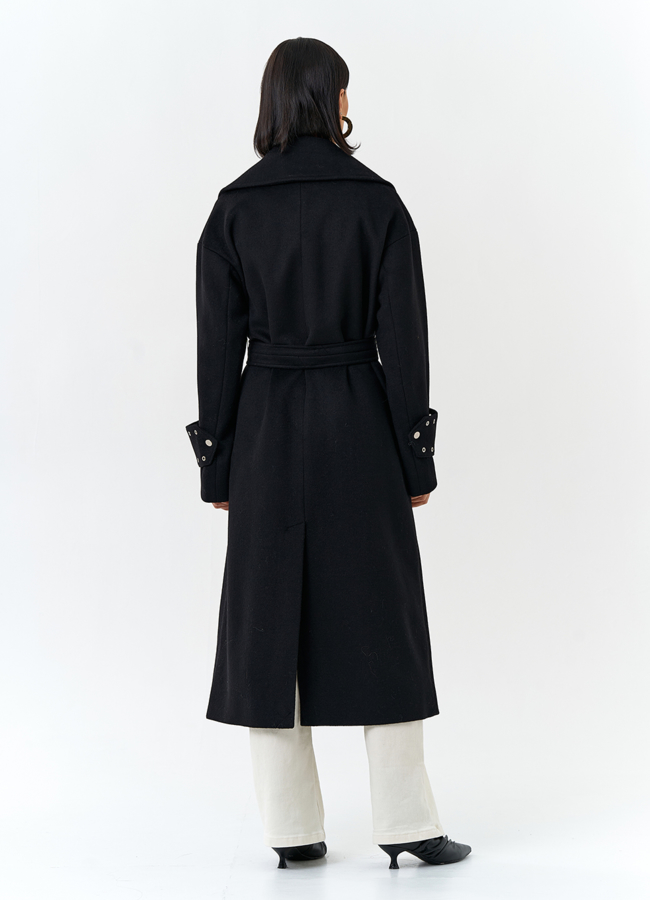 фото Женское пальто черного цвета модель № 32652