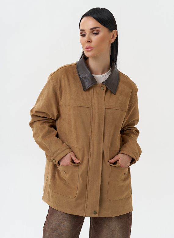 Женская парка из эко замши бежевого цвета