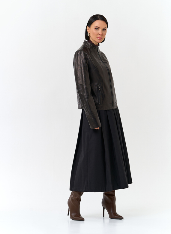 Женская куртка из натуральной кожи