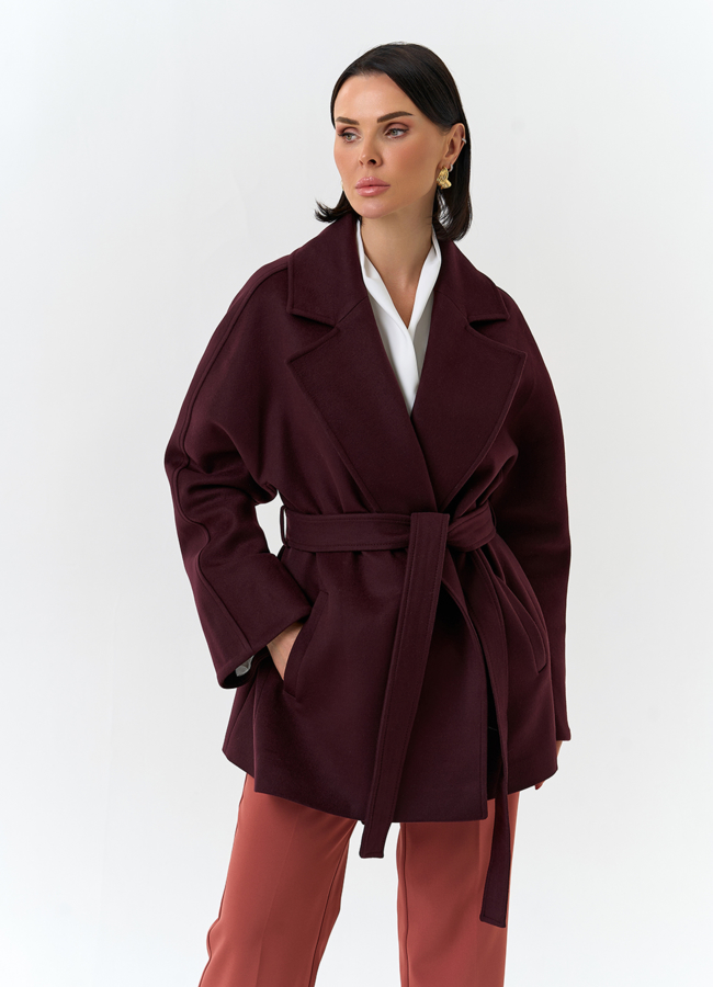 Женское укороченное пальто с английским воротником модель № 32640 меха малина