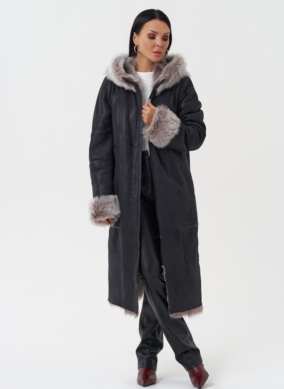 Дубленка с отделкой из тосканы с капюшоном