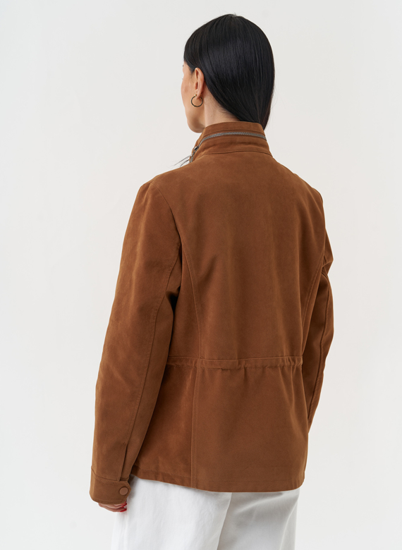 Женская парка из эко замши коричневого цвета 