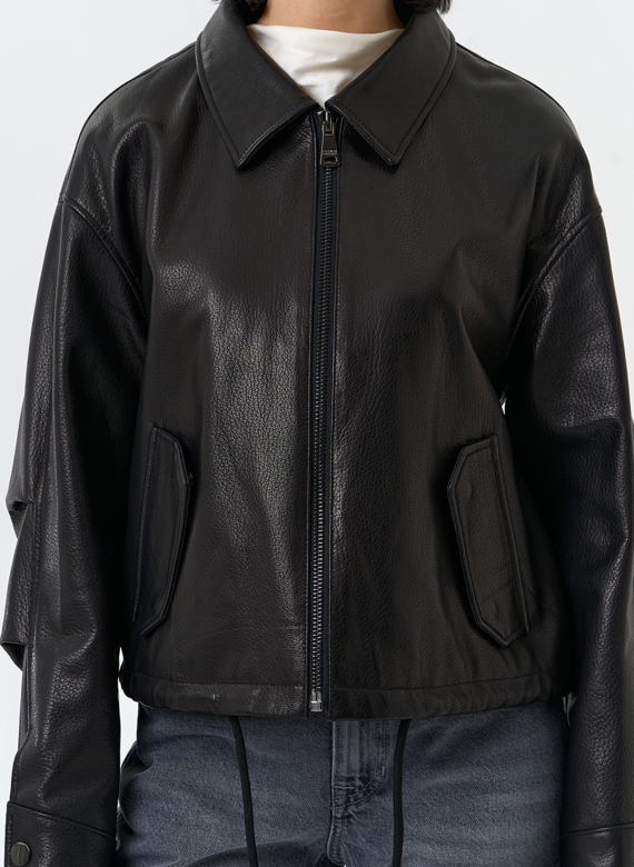 Женская куртка из натуральной кожи