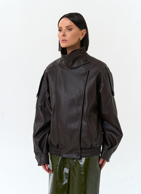 Женская куртка из эко кожи с воротником стойкой