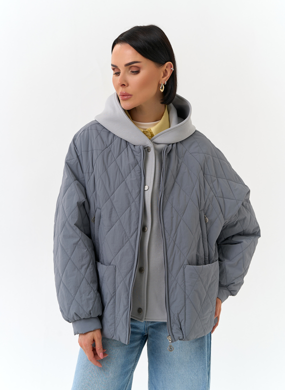 Женская куртка с трикотажным капюшоном