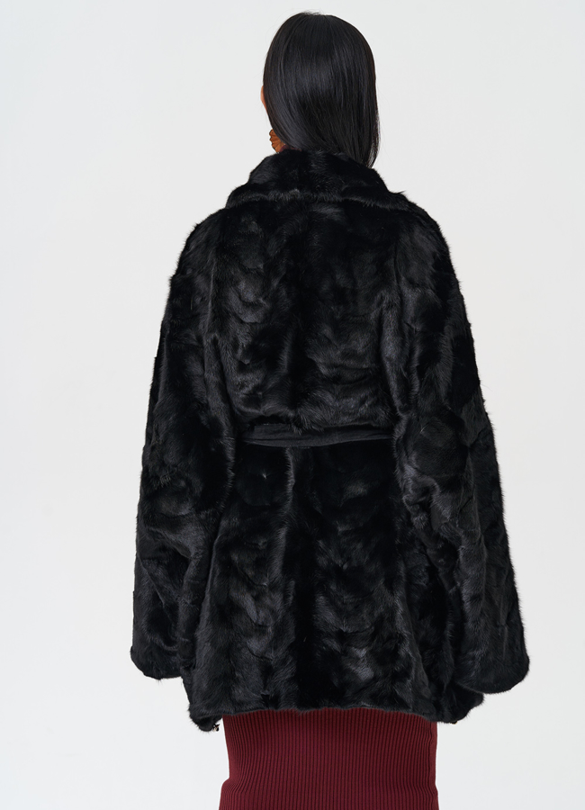 Шуба из меха норки с английским воротником модель № 28587 в кредит